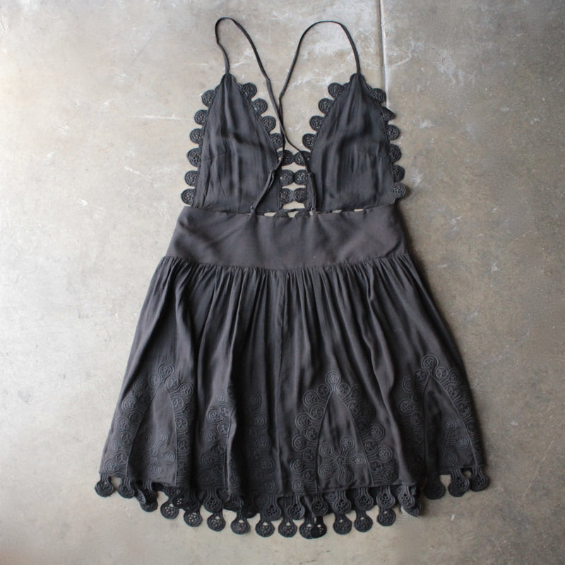 summer lace mini dress - black - shophearts - 2