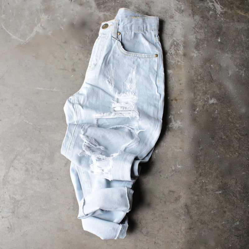 reverse - high waisted destroyed boyfriend jeans - shophearts - 1