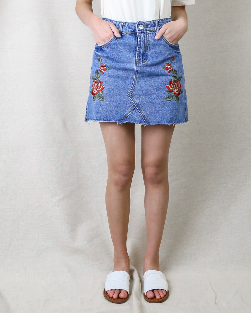 Ann Taylor | Skirts | Line A Dark Denim Skirt Ann Taylor Ann Taylor | Skirts | Line A Dark Denim Skirt Ann Taylor