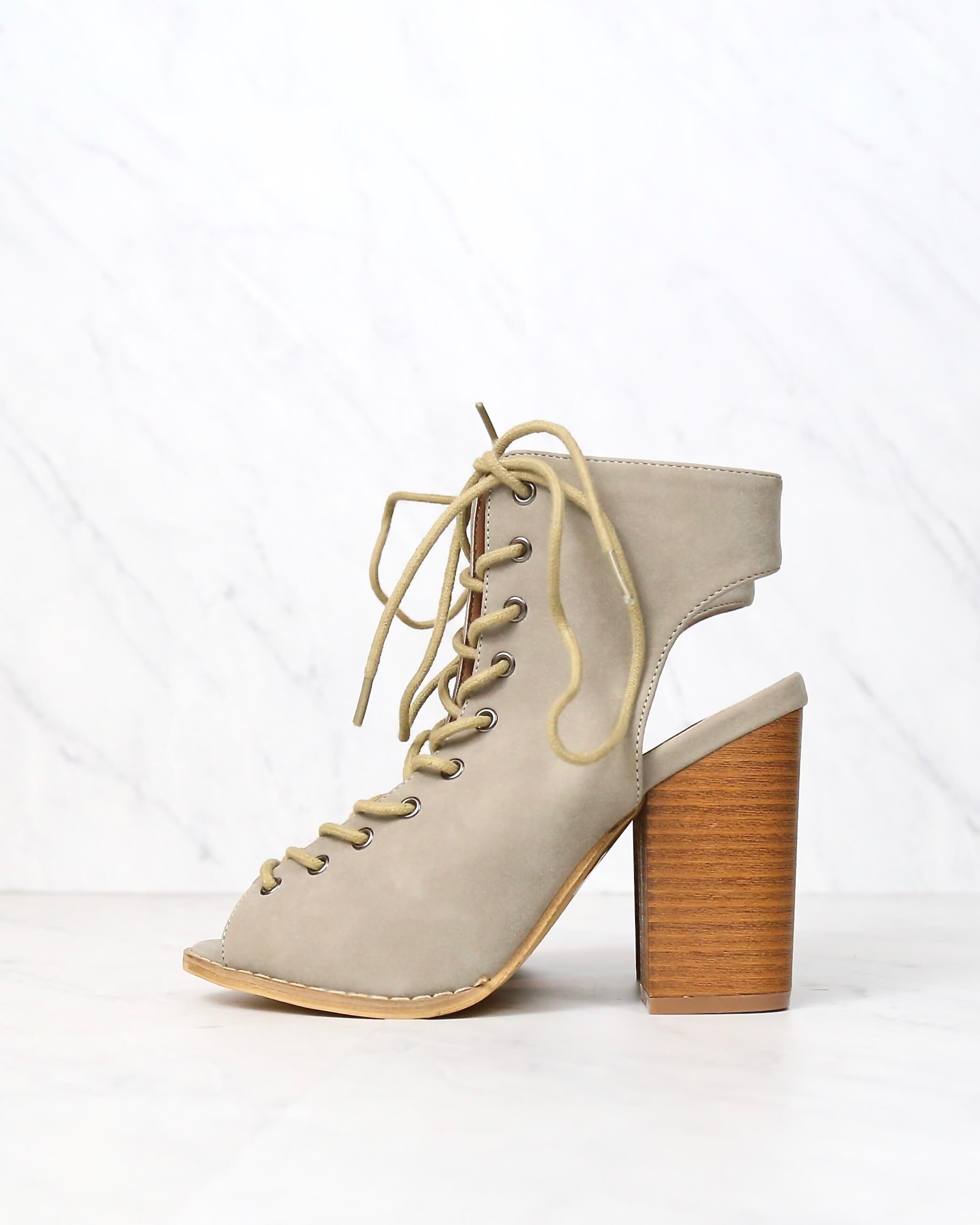 Camel peep 2025 toe heels