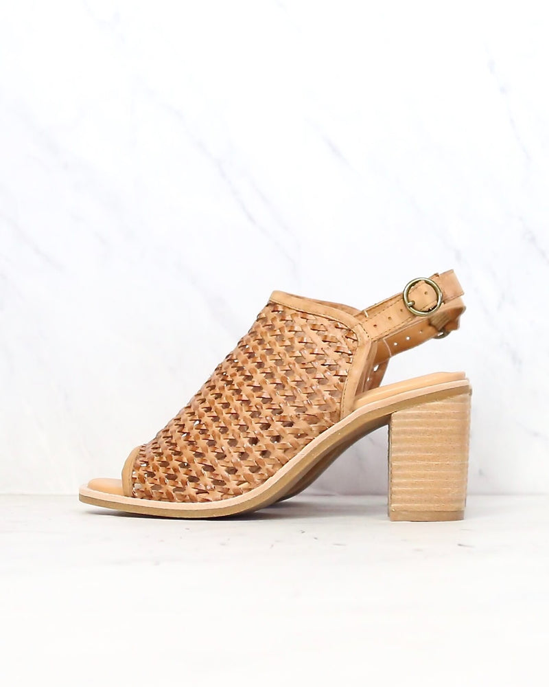 Sbicca - Vanda Women's Woven City Heel with Ankle Strap in Tan