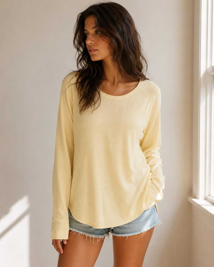 Dreamers - Shirttail Hem Sweater in More Colors
