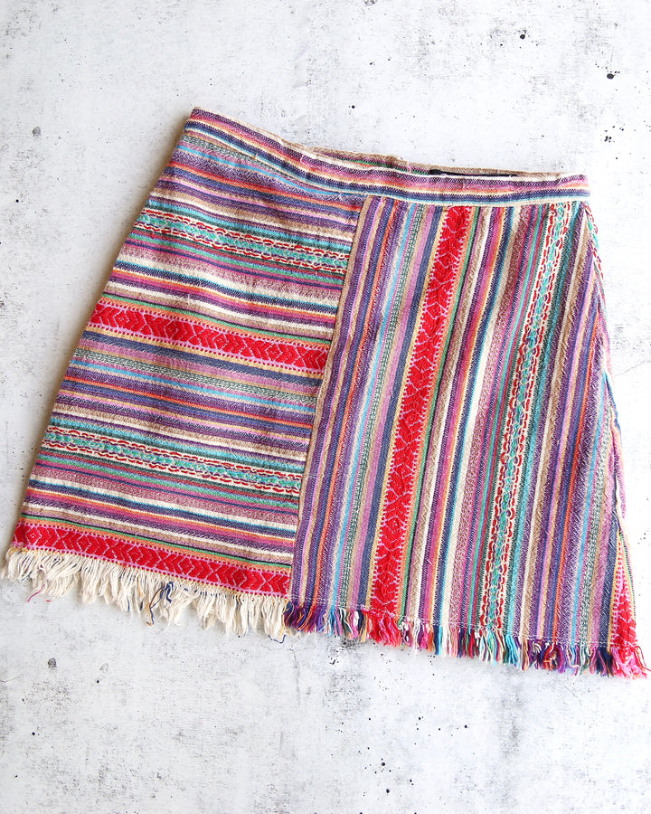 Paper Hearts No Boundaries High Waisted Woven Mini Skirt – Multi