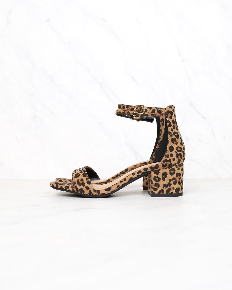 Animal Print Single Band Ankle Strap Chunky Block Heeled Sandals in Cheetah