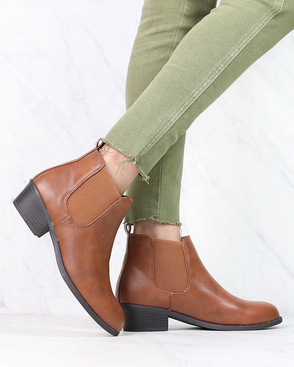 Ankle Chelsea Bootie in Tan