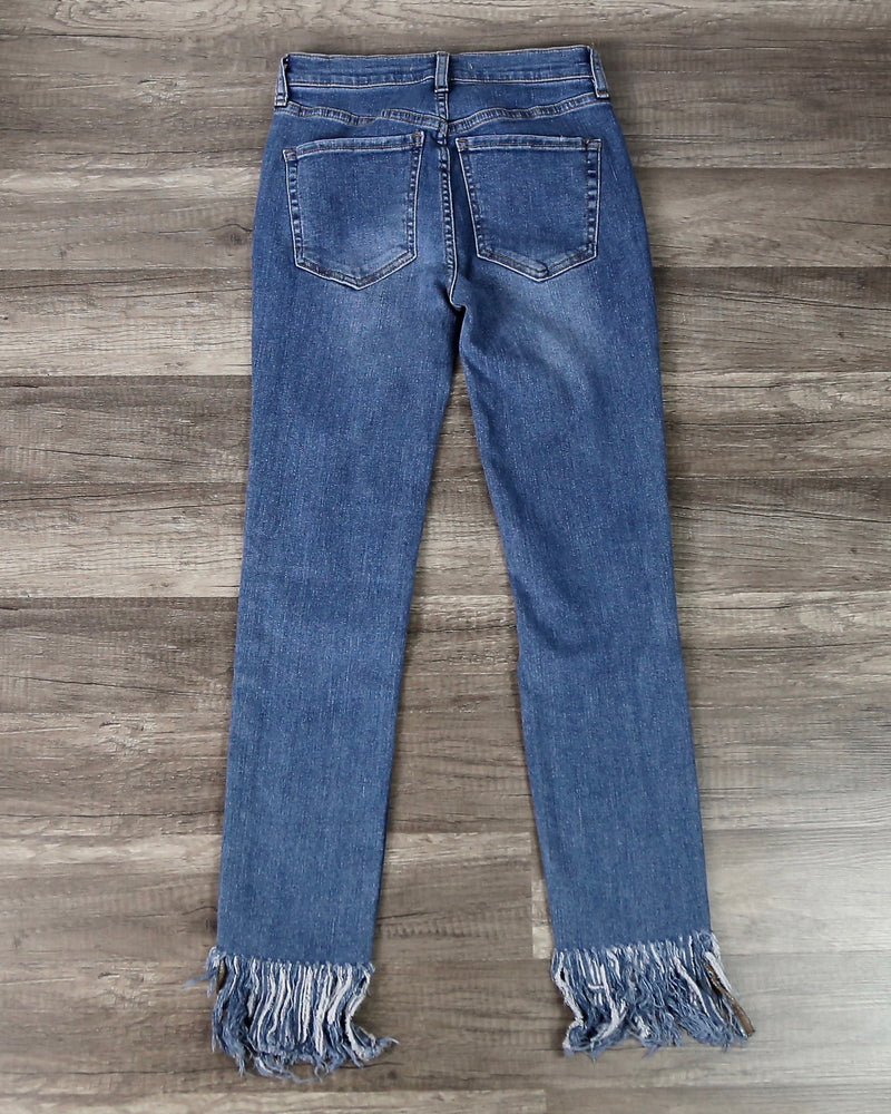 Free People - Great Heights Frayed Skinny Jeans in Worn Indigo