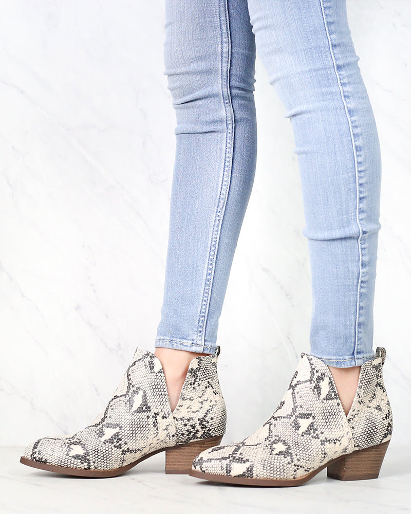 chinese laundry caring cheetah booties