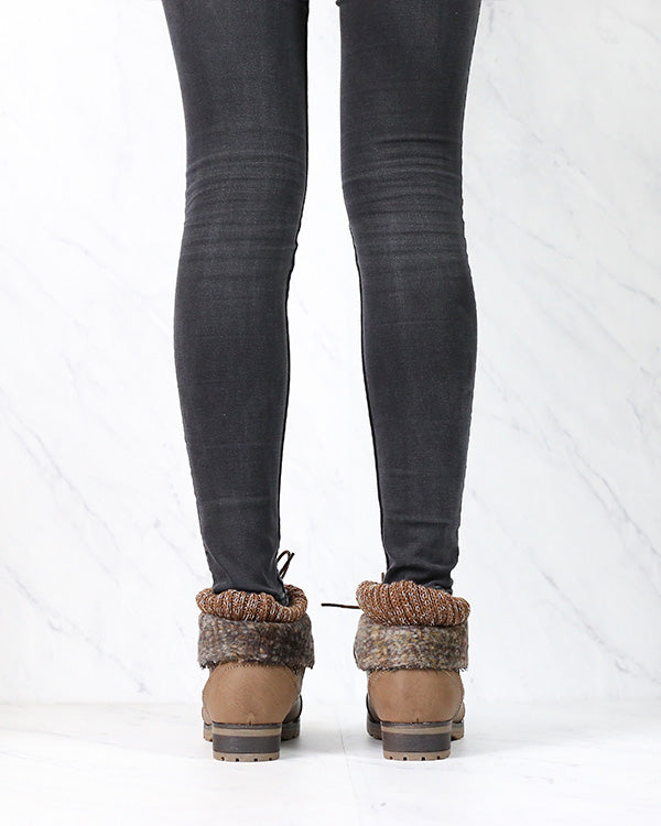 Cozy Women's Sweater Cuff Booties in Taupe