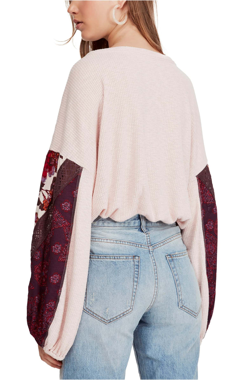 Free People Casual Clash Thermal Top With Contrasting Billowed Sleeves - Rose
