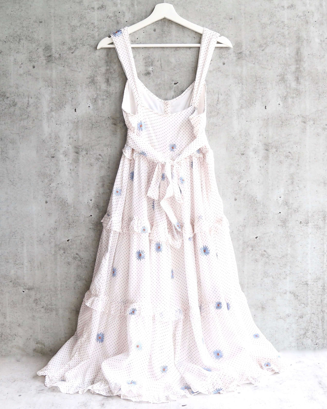 Free People Daisy Chain Button Up Midi Dress in White / Ecru Combo Shop Hearts Free People Daisy Chain Button Up Midi Dress in White / Ecru Combo Shop Hearts
