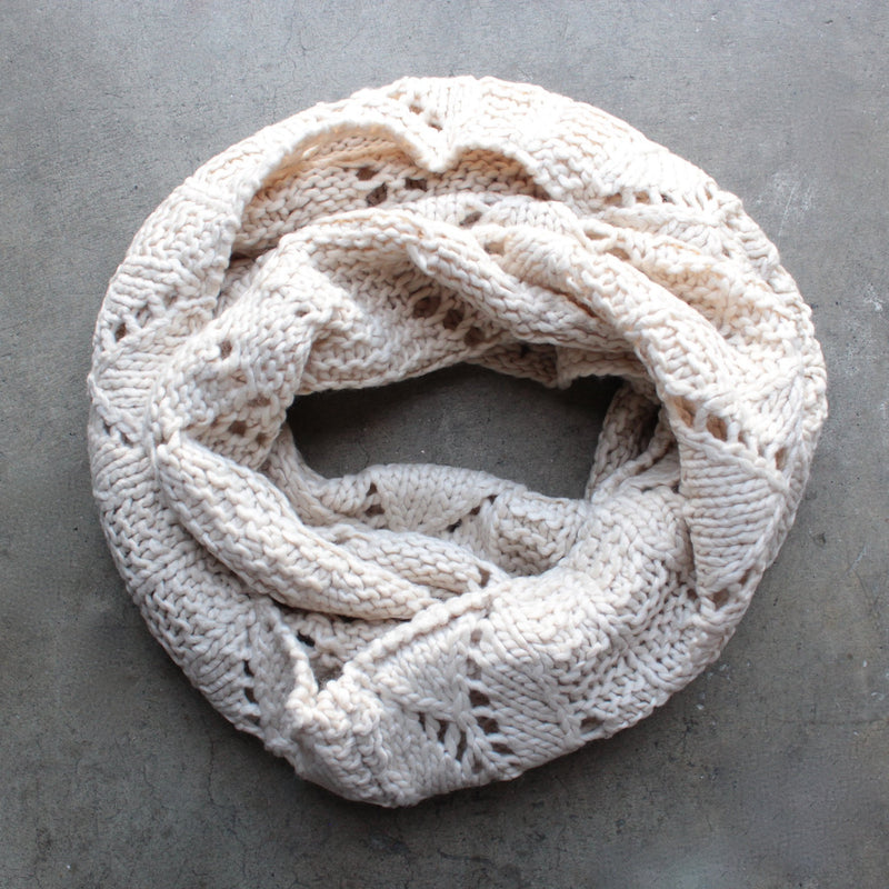 knit leaf pattern infinity scarf (more colors) - shophearts - 3