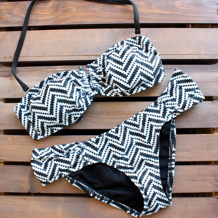 Tribal chevron bikini - black and white - shophearts - 2