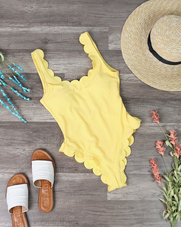 Ribbed Textured Scallop Trim One Piece in Yellow