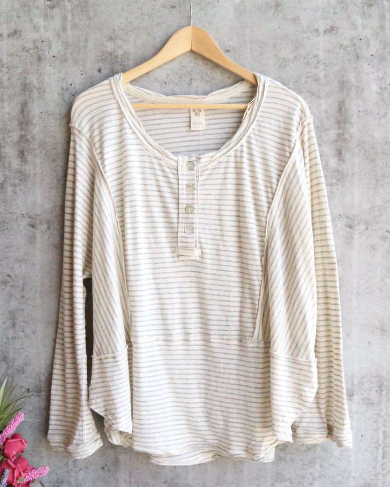 Free People - We The Free Hong Kong Henley Tee in Natural