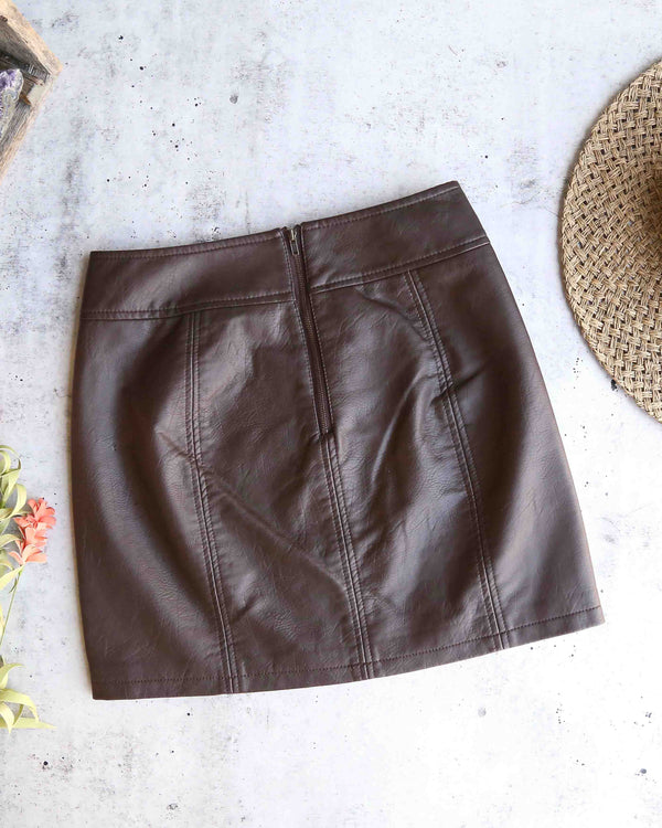 Free People - Mini Retro Bodycon Vegan Leather Skirt in Brown
