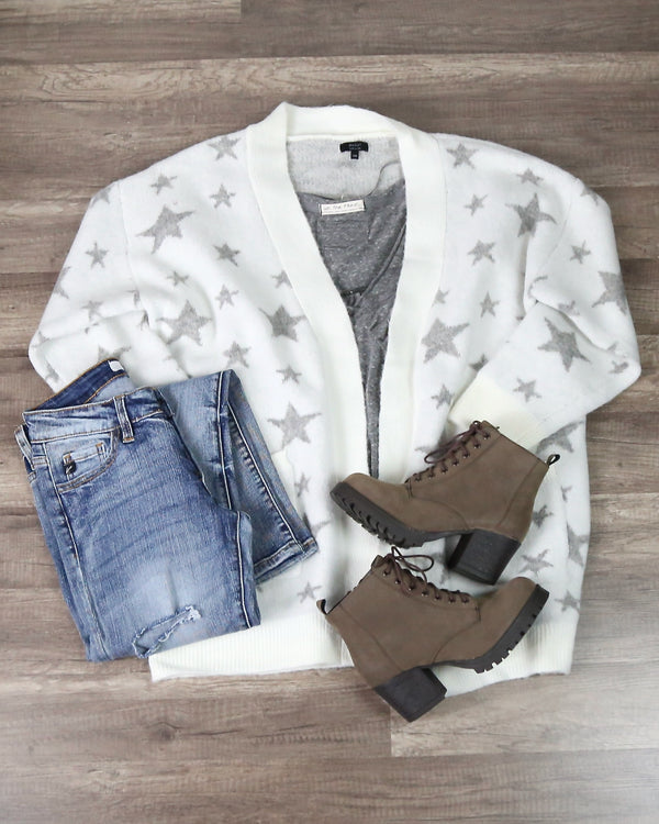 Dreamers - Star Pattern Print Open Front Knit Cardigan in White