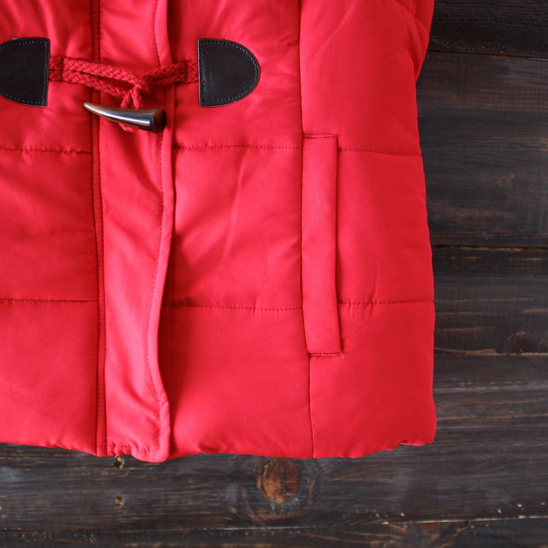 mountain slopes hooded red puffer vest - shophearts - 3