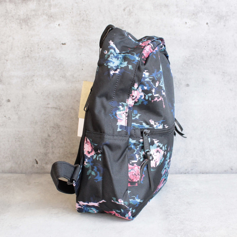 herschel supply co. - womens town backpack | floral blur - shophearts - 6