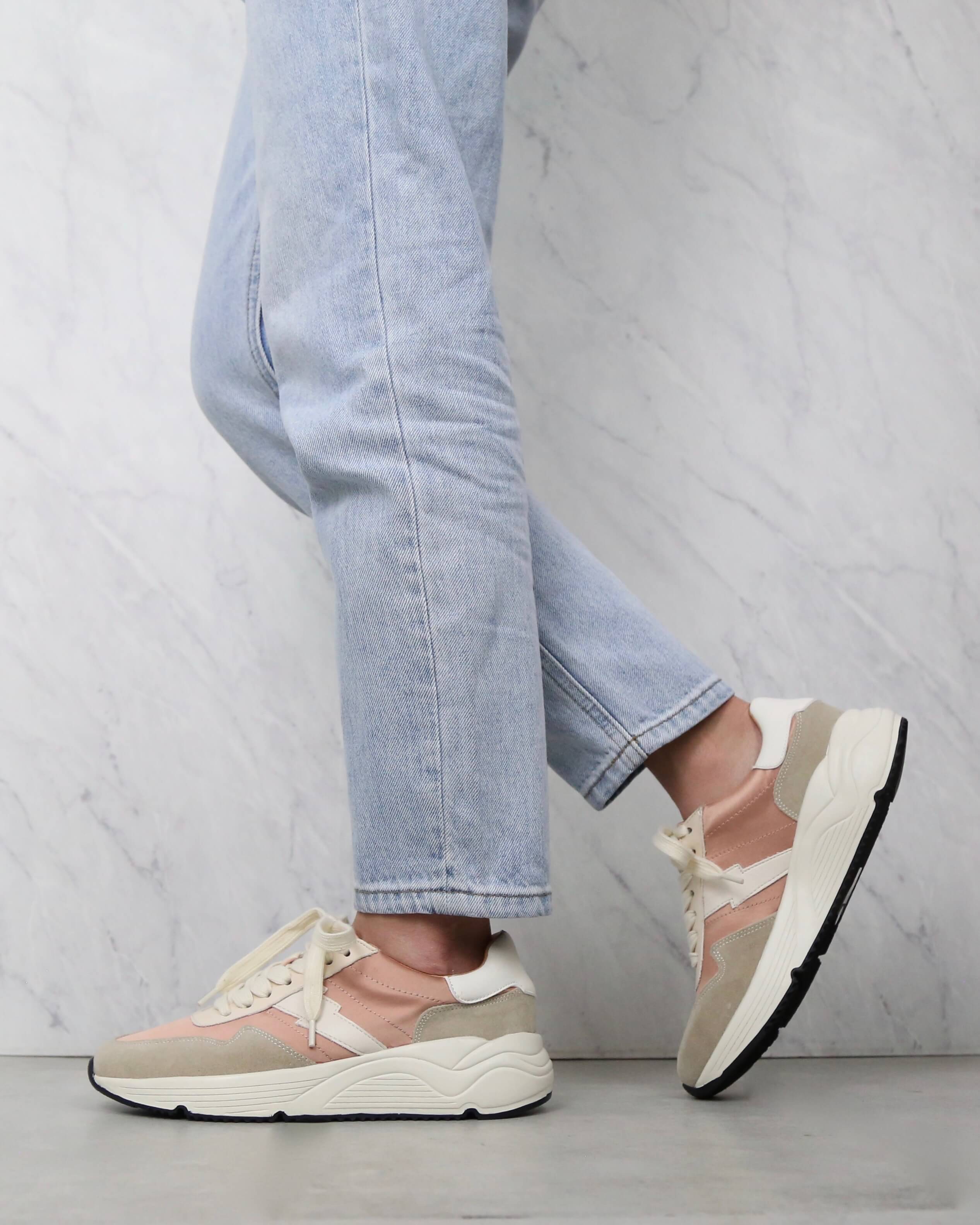 Sienna Sporty Colorblock Sneakers in Peach – Shop Hearts