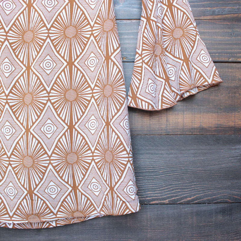 YIREH hawaii maize bell sleeve dress in sand dollar - shophearts - 4