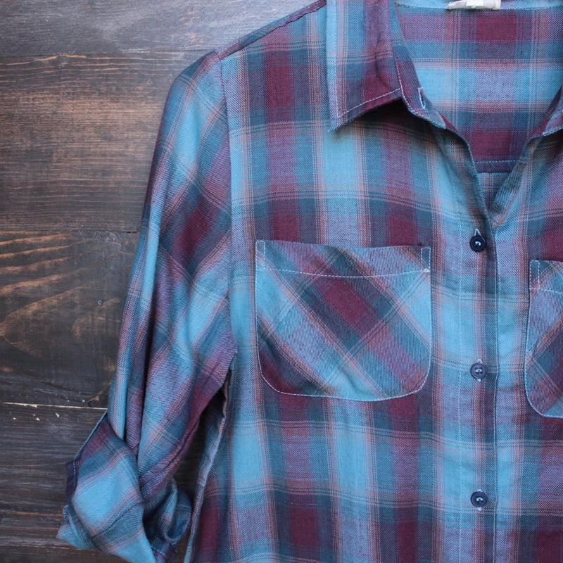 city strut button up plaid flannel shirt - shophearts - 3