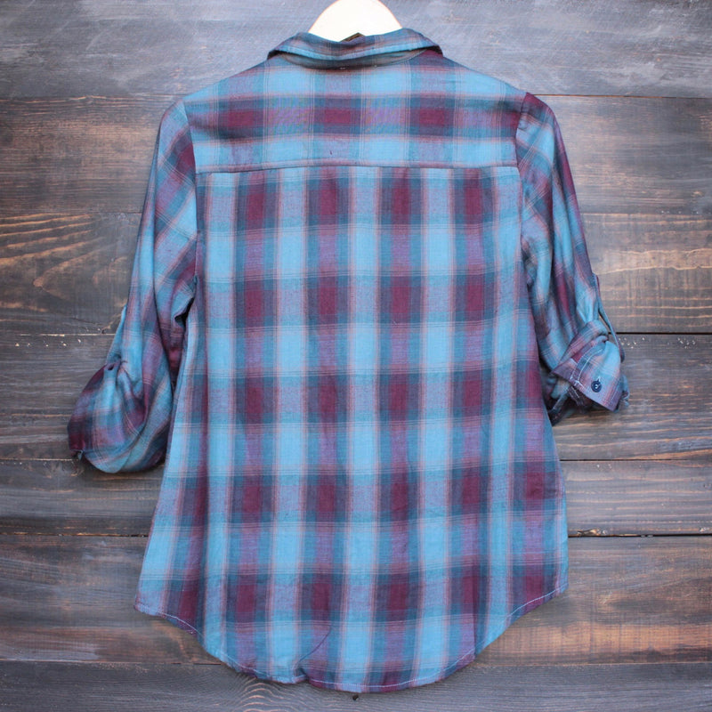 city strut button up plaid flannel shirt - shophearts - 2