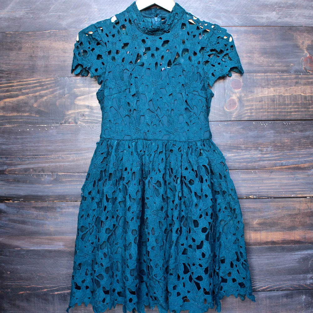 final sale - floral lace applique dress with cap sleeves in teal - shophearts - 2