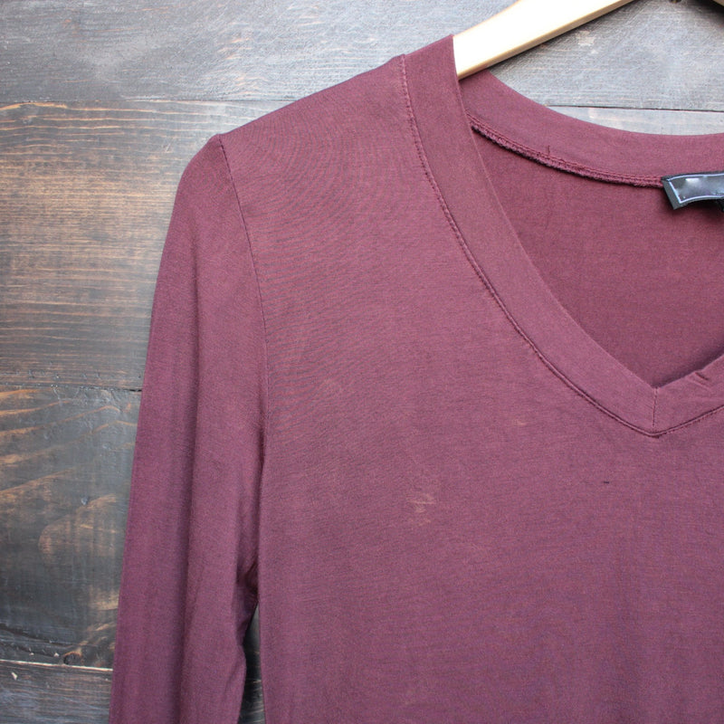 BSIC - vintage acid wash v neck long sleeve shirt in burgundy - shophearts - 2