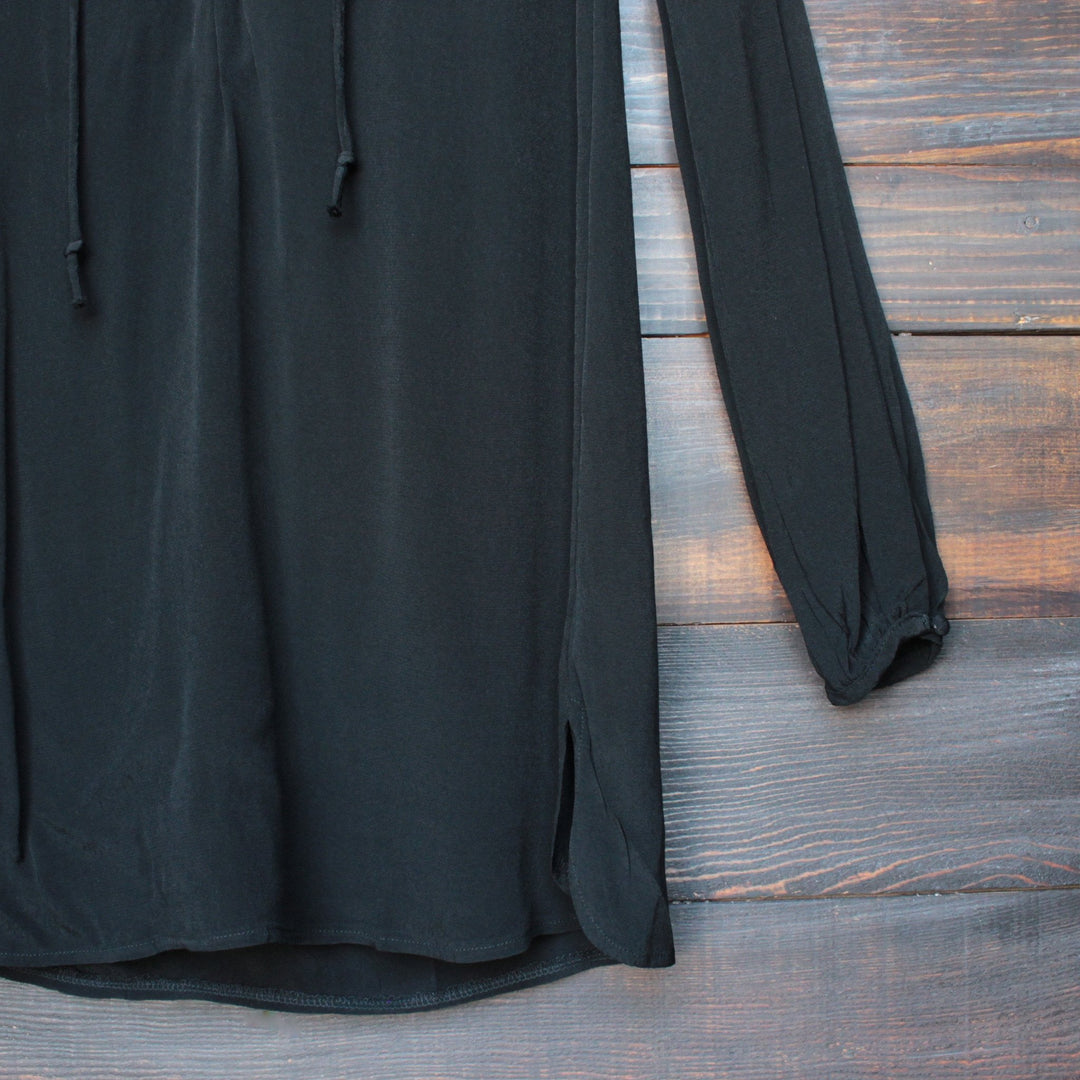 backstage front lace up dress in black - shophearts - 4