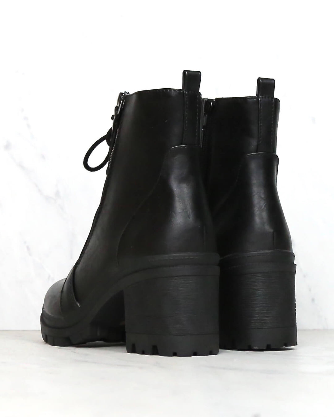 Women’s Chunky Platform Combat Boots – Faux Leather Lace-Up Ankle Boots With Elastic Panels & Lug Sole