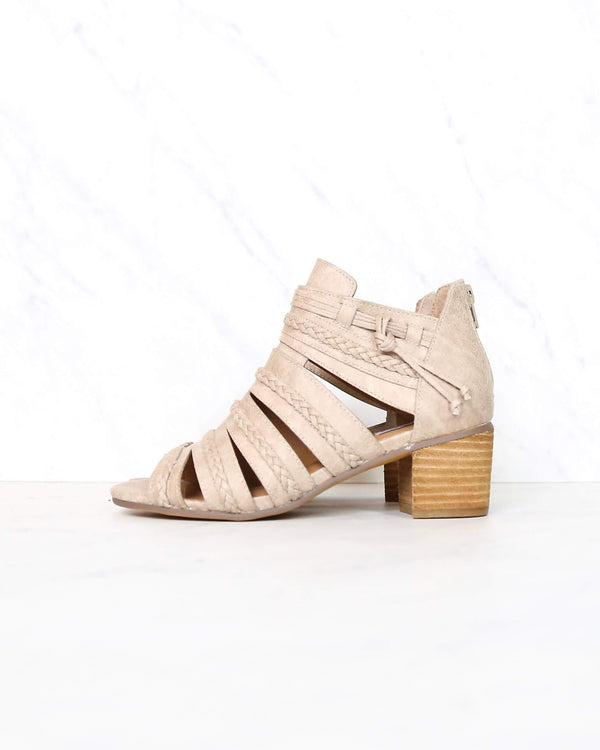 Not Rated - Cullie Open Toe Chunky Wooden Heel Sandal - Beige