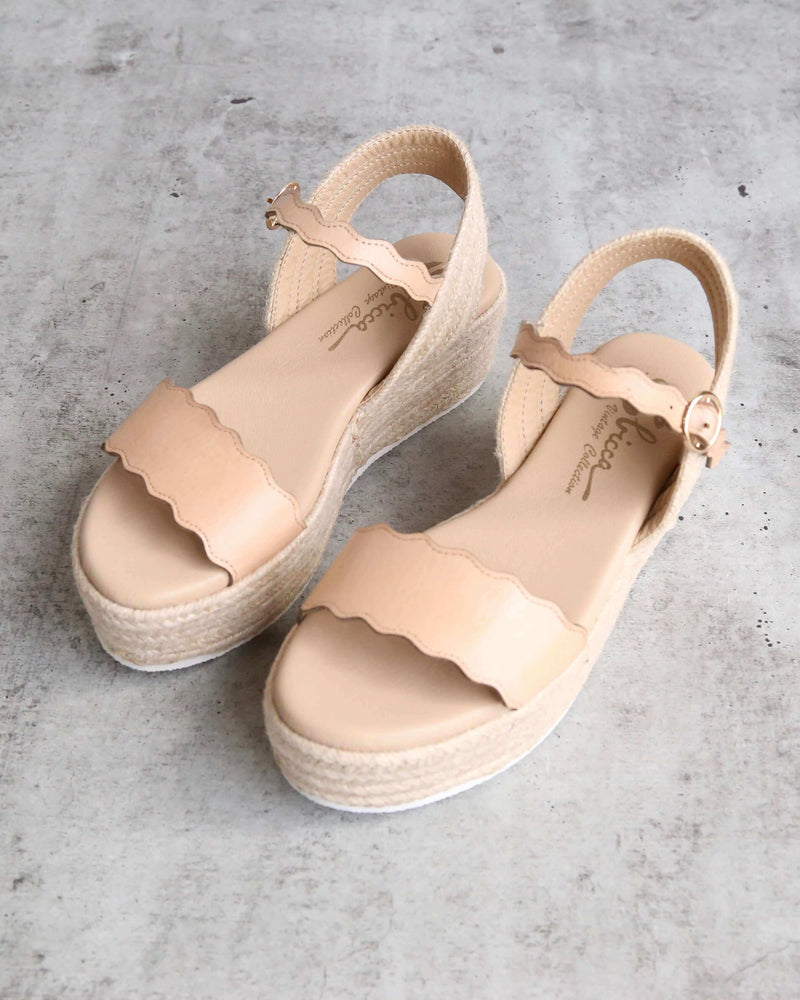 Scalloped top espadrille sandals