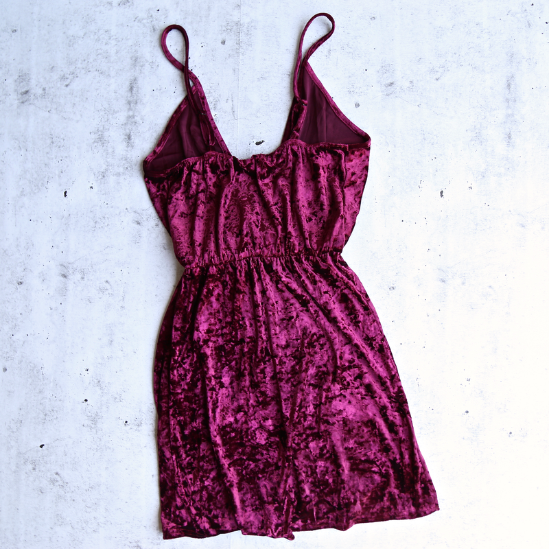 Reverse - Keep Talking Crushed Velvet Dress in Burgundy