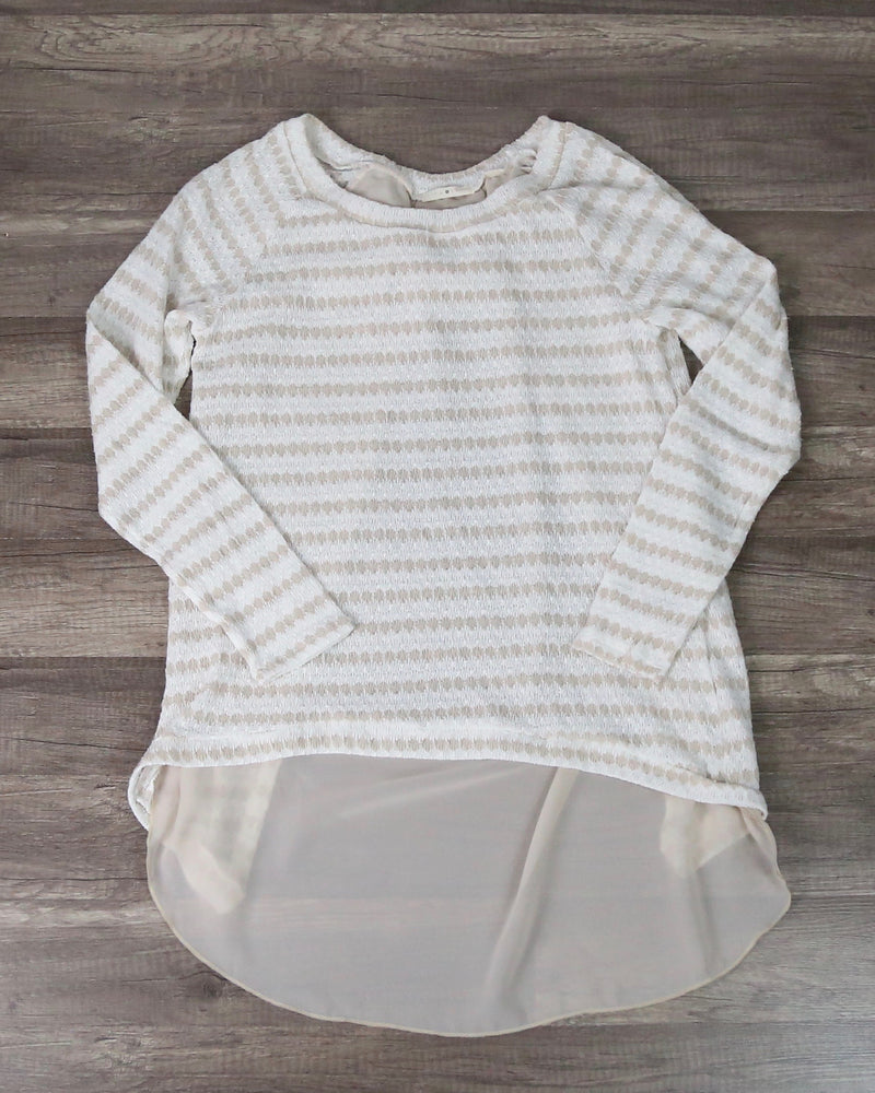 Final Sale - Snowed In Sheer Bow Back Sweater Tunic in Taupe