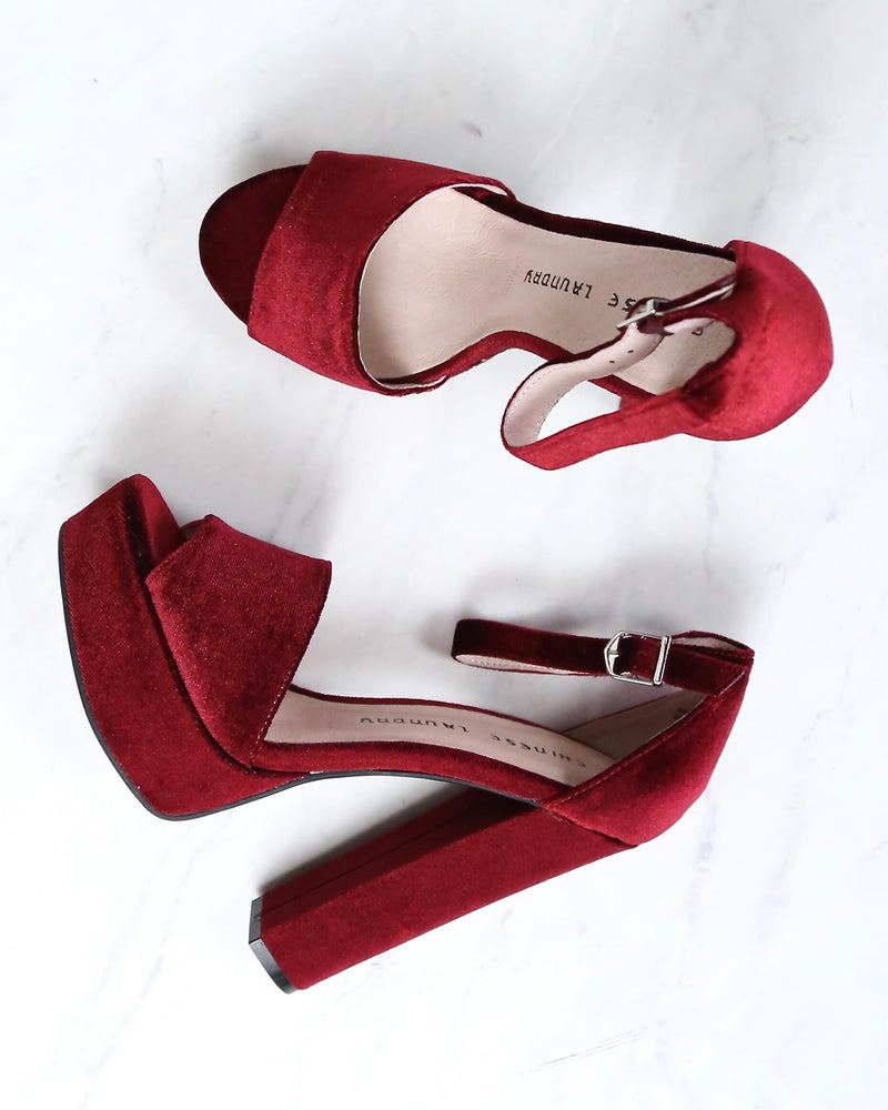 Chinese Laundry - Ace Velvet Platform Heel in More Colors