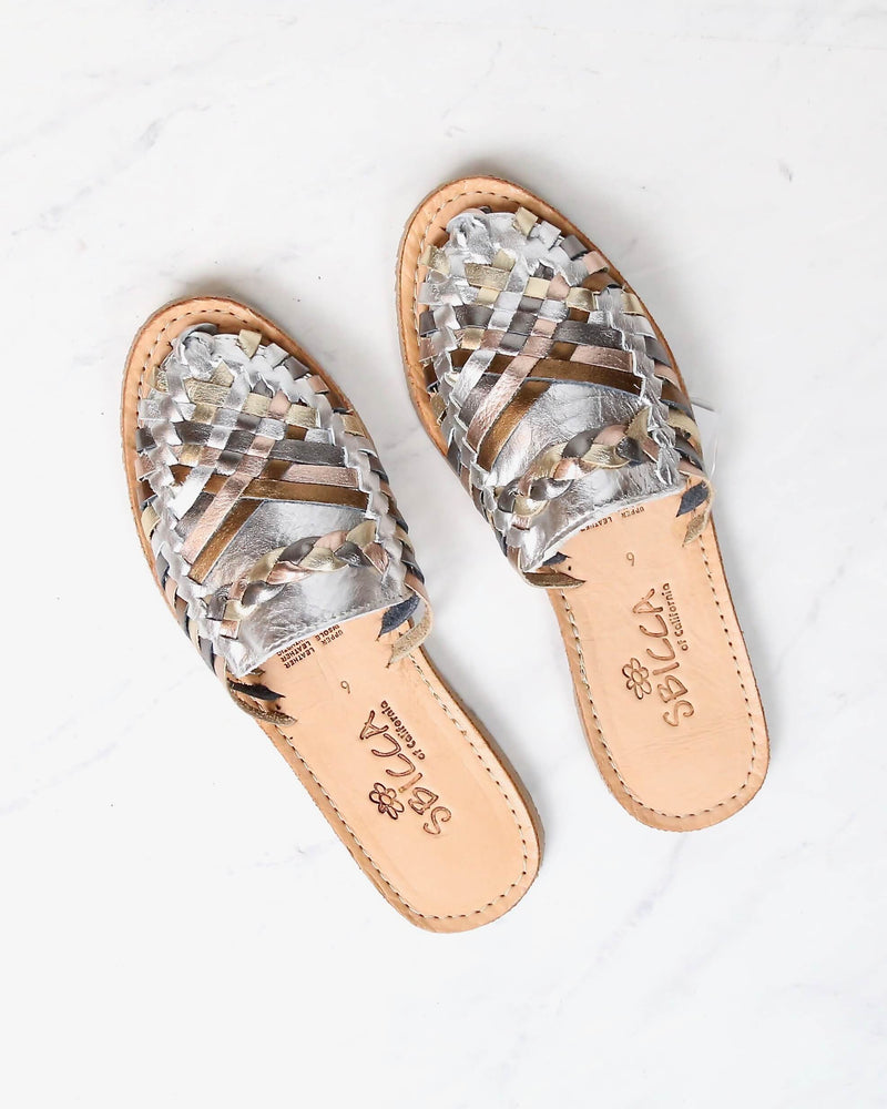 sbicca - baines huarache women's flat sandal - silver/multi