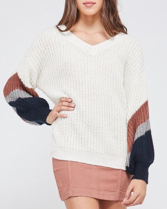 Final Sale - Colorblock Sleeved Chunky Knit V-Neck Sweater - Ivory/Brick