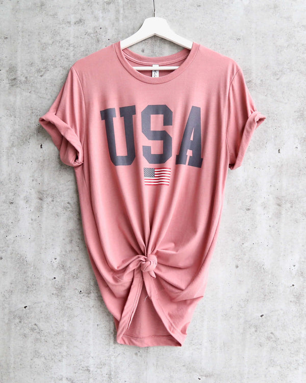 Distracted - USA Shirt Flag Graphic Tee in Mauve