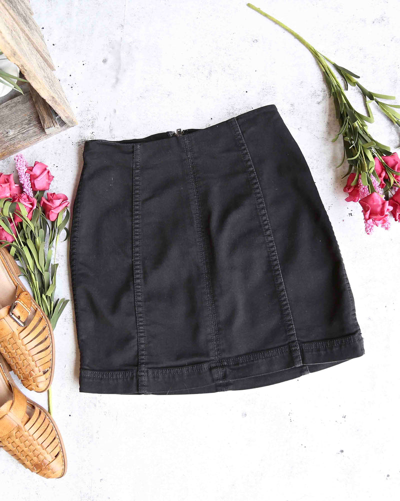 Free People - Modern Femme Novelty Mini Denim Skirt in Black