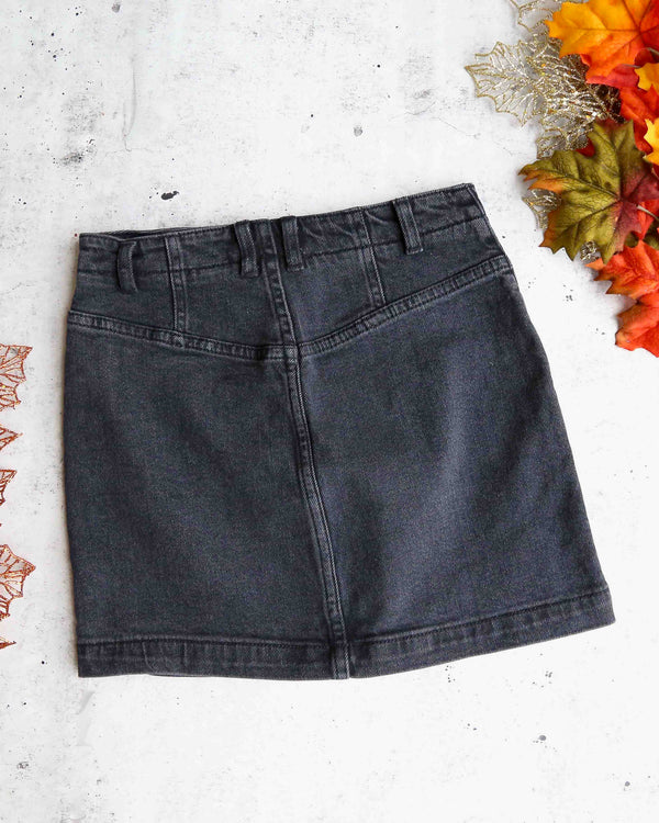 Free People - She's All That Denim Skirt in Black