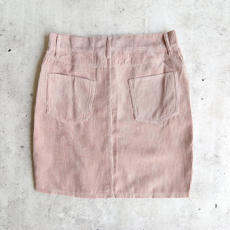 Motel - Broom Corduroy Skirt in Baby Pink