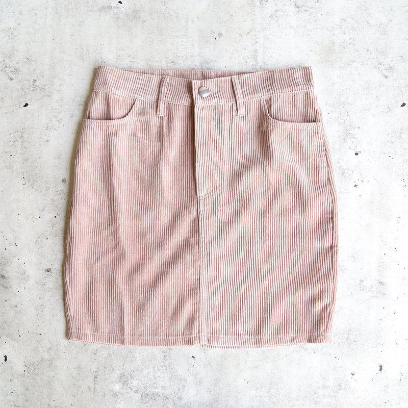 Motel - Broom Corduroy Skirt in Baby Pink