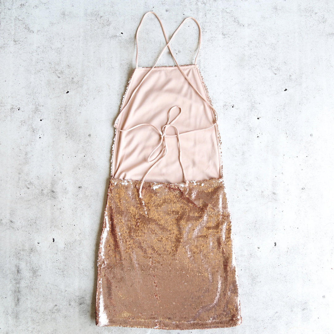 Motel - Muse Open Back Sequin Bodycon Dress Shop Hearts Motel - Muse Open Back Sequin Bodycon Dress Shop Hearts