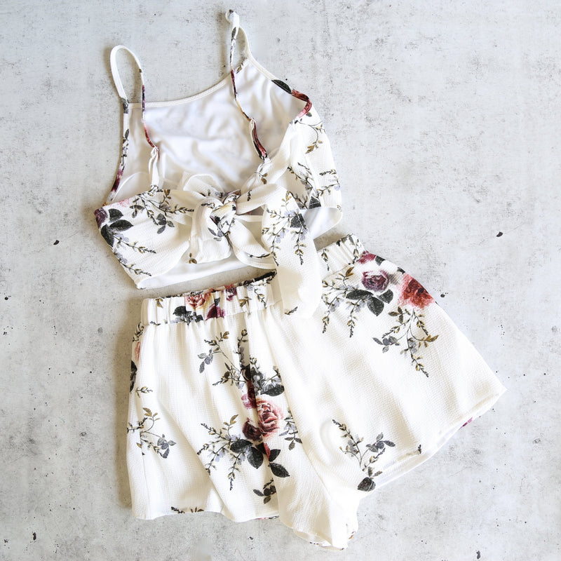 Reverse - Love Beast Set in White Floral