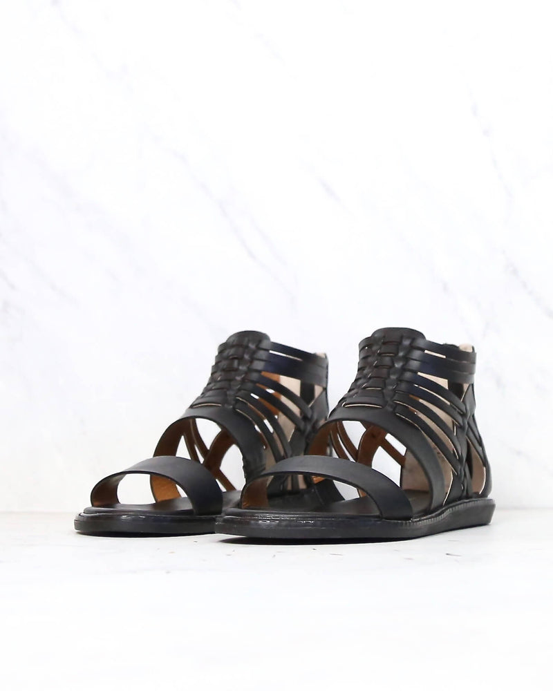 BC Footwear - Half Pint Sandals in Black