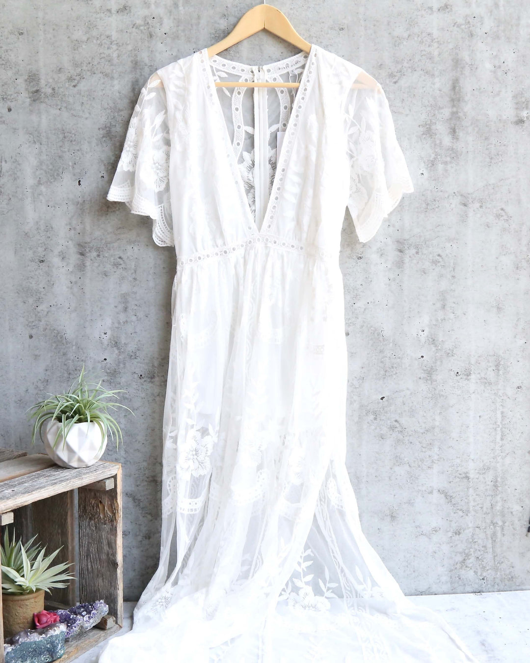 Engagement Photoshoot Floral Embroidery Lace Boho Maxi Party Dress Homecoming Shop Hearts Engagement Photoshoot Floral Embroidery Lace Boho Maxi Party Dress Homecoming Shop Hearts