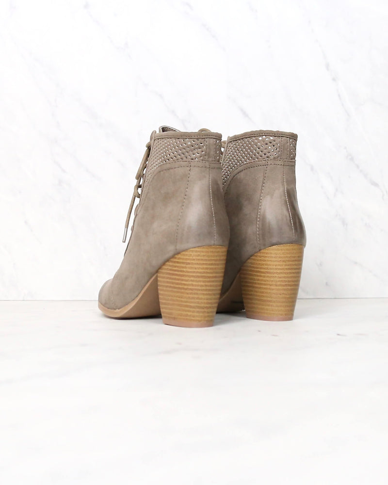 point the way perforated ankle boots in TAUPE