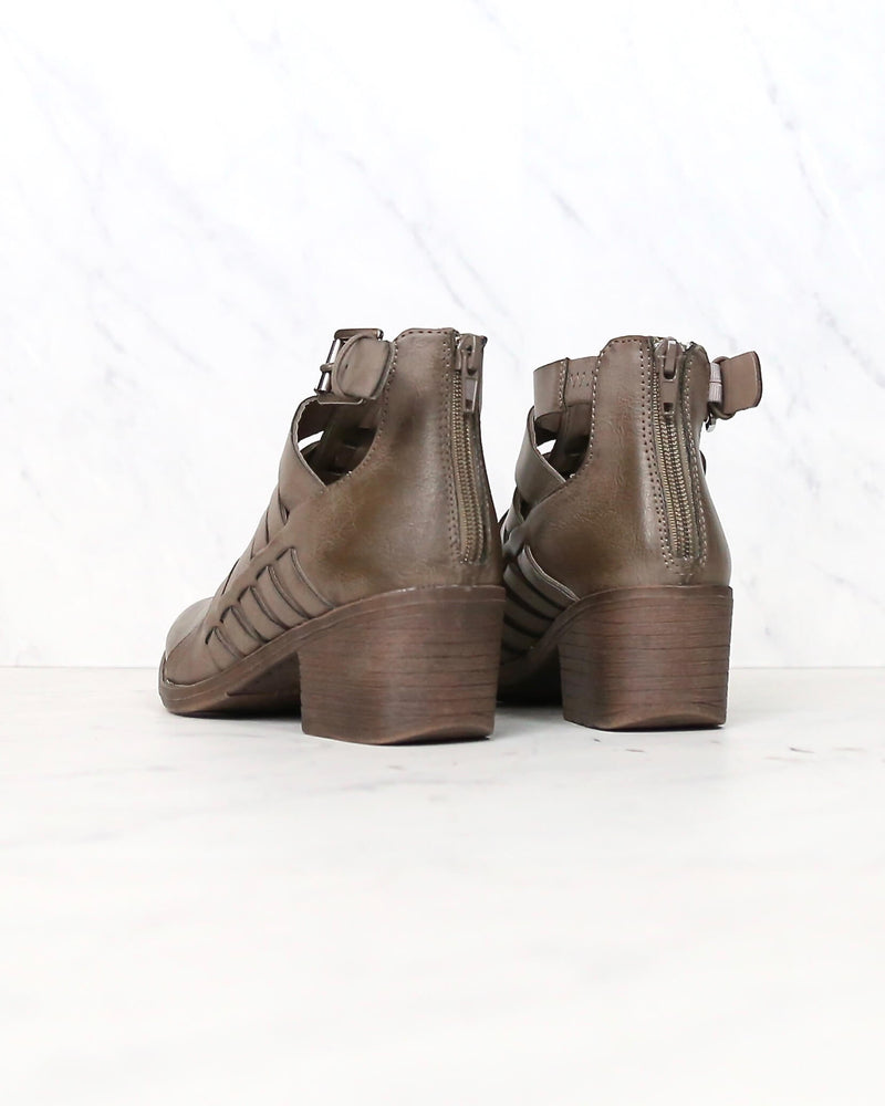 Very Volatile - Mckenna Western Cut Out Buckle Booties in Taupe