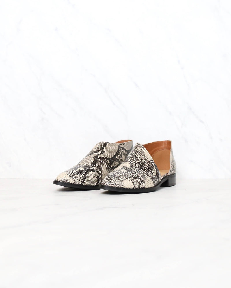 Miracle Miles - Freya Swept Off Your Feet Pointy Toe Ankle Boot in Snake Print Beige