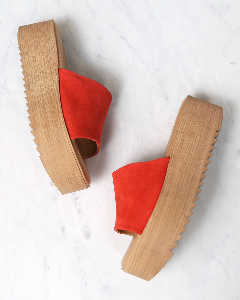 Musse & Cloud - Kendria Platform Slip On Sandals in Suede Leather Red